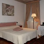Palazzo Finati Oda ve Kahvaltı