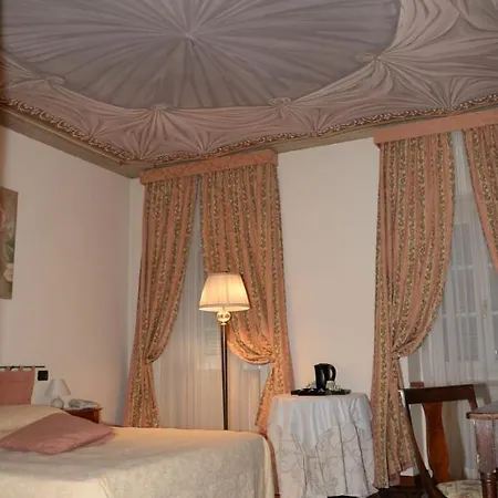 Palazzo Finati